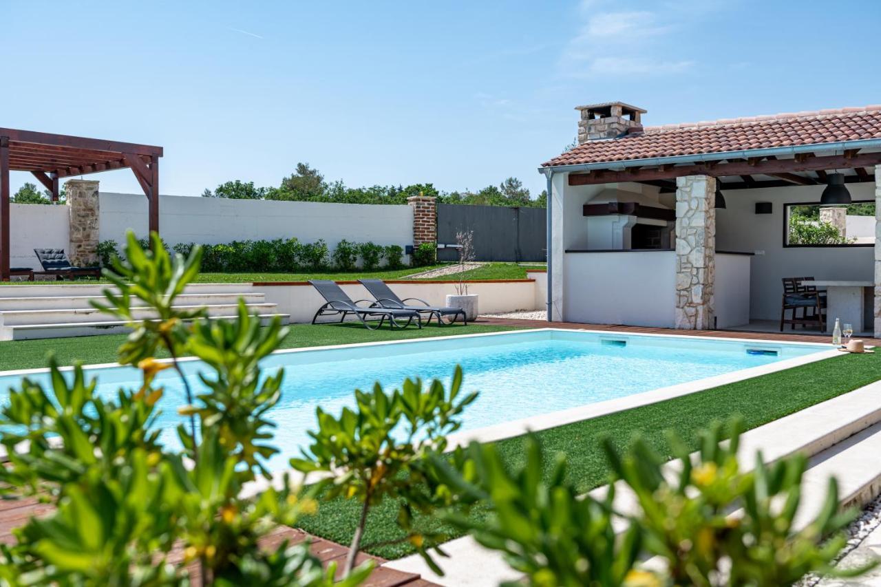 Casa Di Nikola *